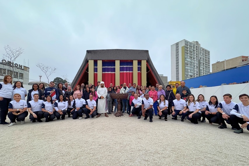Imagem de capa - Jardim Bíblico recebe tour acessível em libras