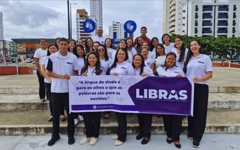 postConscientização e conquistas da comunidade surdana categoriaFarol Libras