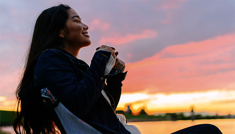 Deus, você e um convite à satisfação