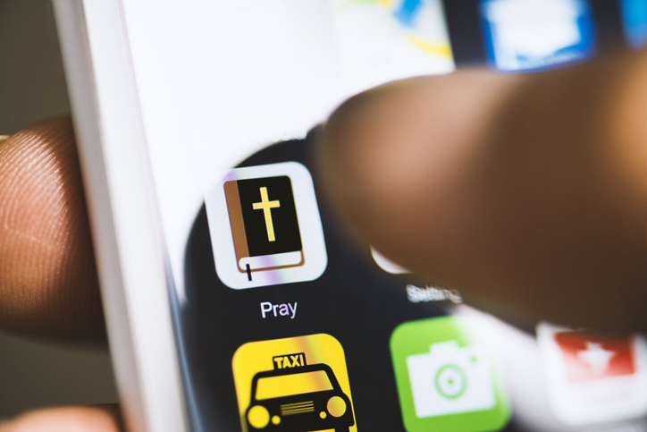 aplicativos cristãos bíblicos inteligência artificial