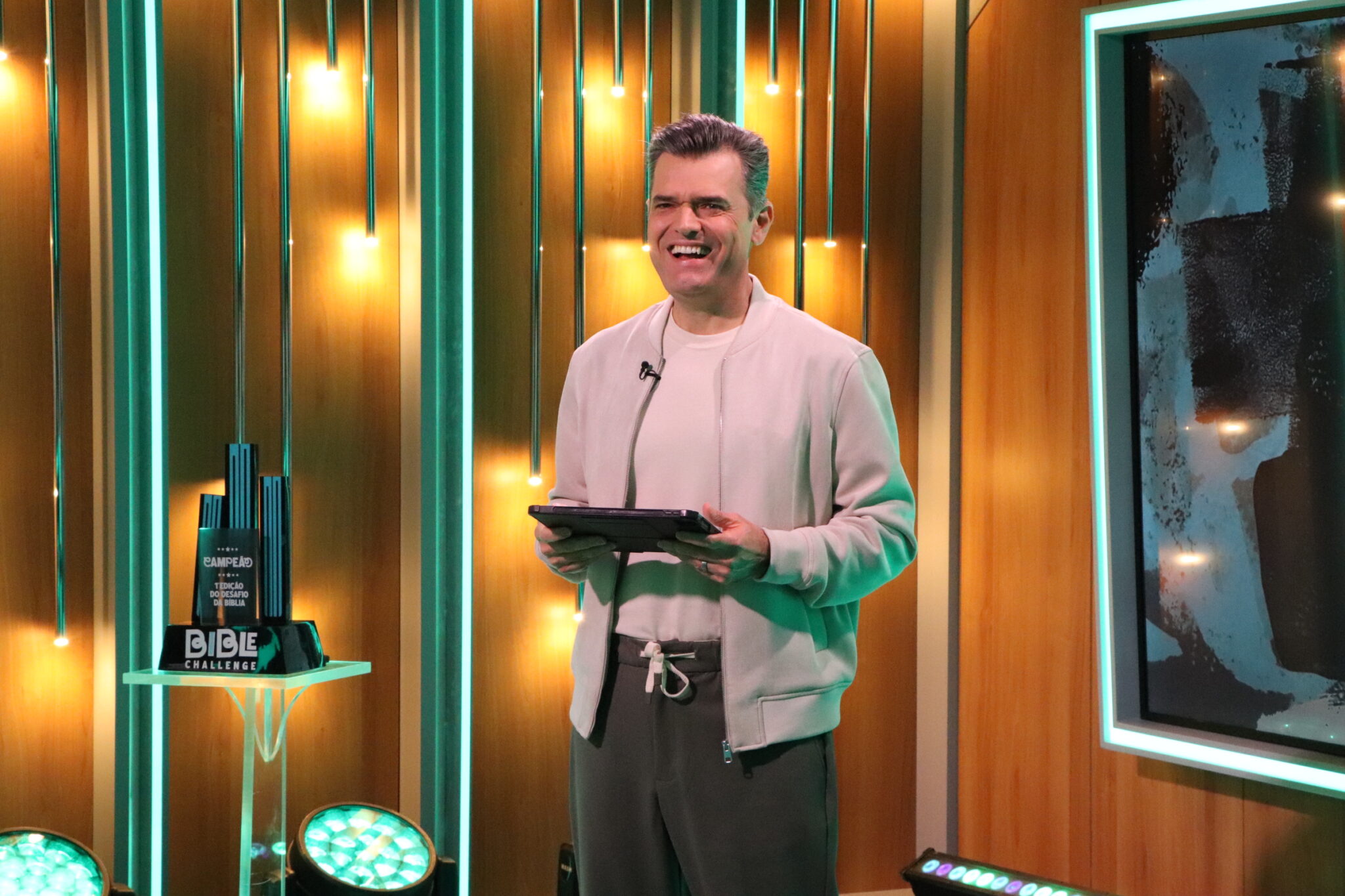 Bible Challenge o mais novo game show do Univer Vídeo