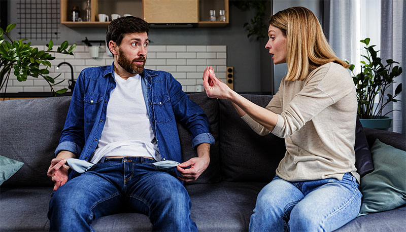 Ela quer a separação por falta de bens materiais