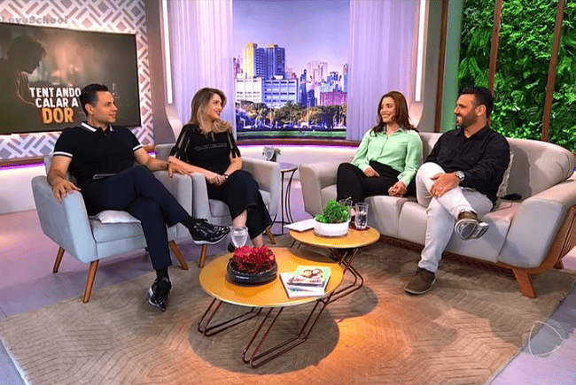 Imagem de capa - The Love School: Tentando calar a dor