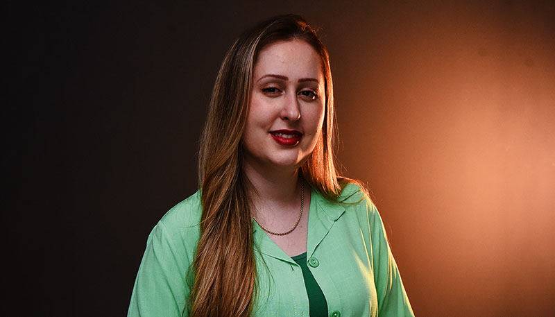 Ela só buscava distrações, até que se viu sozinha