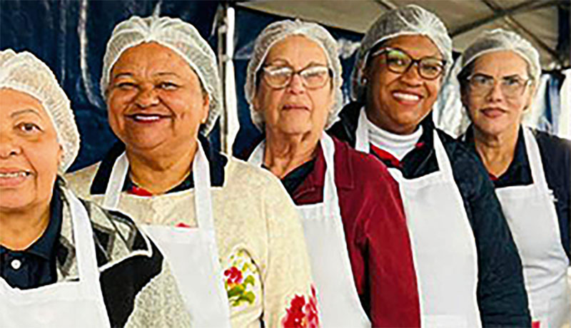 Guardiões da Estrada oferecem atendimento a caminhoneiros