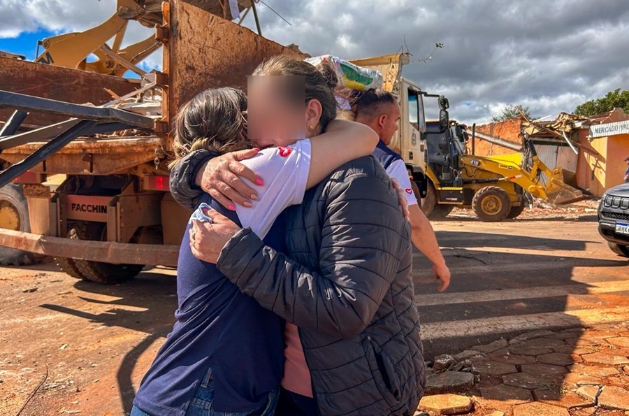 ajuda-humanitaria-parana (3) (1)