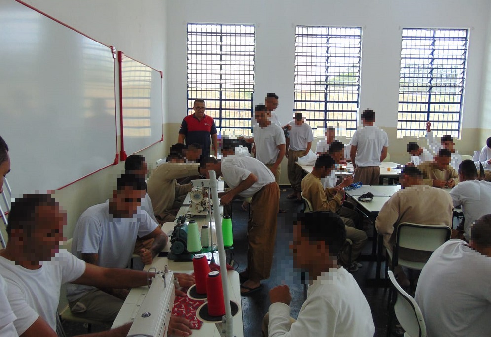 Imagem de capa - Capacitação profissional abre novos caminhos para detentos de Bauru