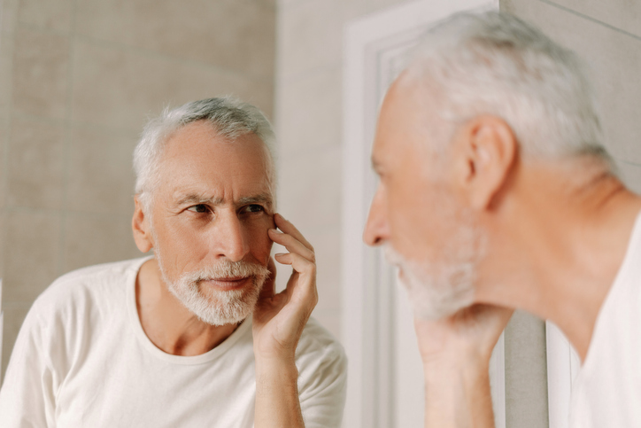 postHomem injeta células do glúteo no rosto para viver 180 anosna categoriaEm Foco