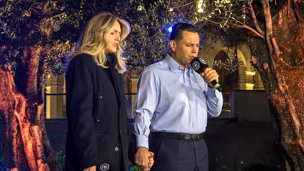 Imagem de capa - "Caminhada da Fé": é possível ser feliz na vida amorosa?