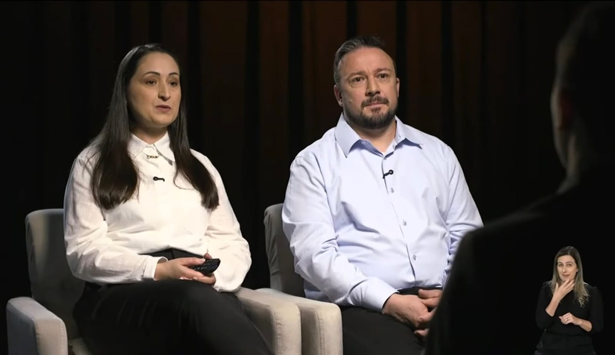 postPais lutam pela vida da filha no Altarna categoriaNotícias da Universal