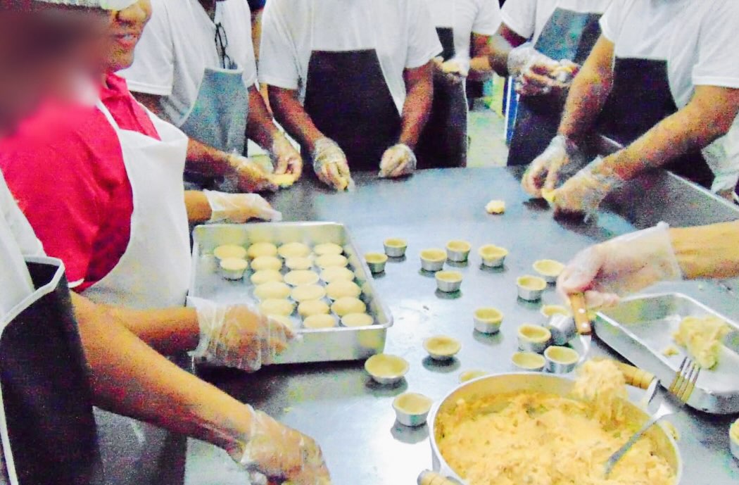 postDetentos concluem “Curso de Salgados” e recebem certificação na Penitenciária II de Gália (SP)na categoriaAção Social