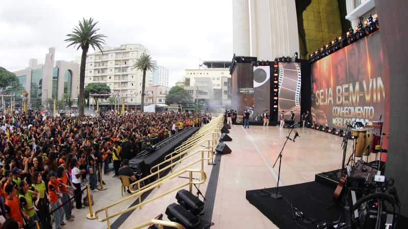 Imagem de capa - Feira do Conhecimento Bíblico reúne milhares de adolescentes em um final de semana de fé