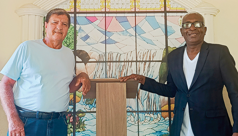 postDe amigos de copo a irmãos na féna categoriaNotícias