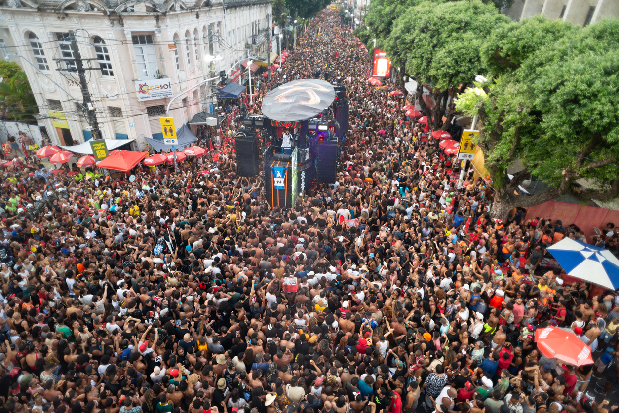 postCarnaval de rua começa com confusão e incidentesna categoriaEm São Paulo