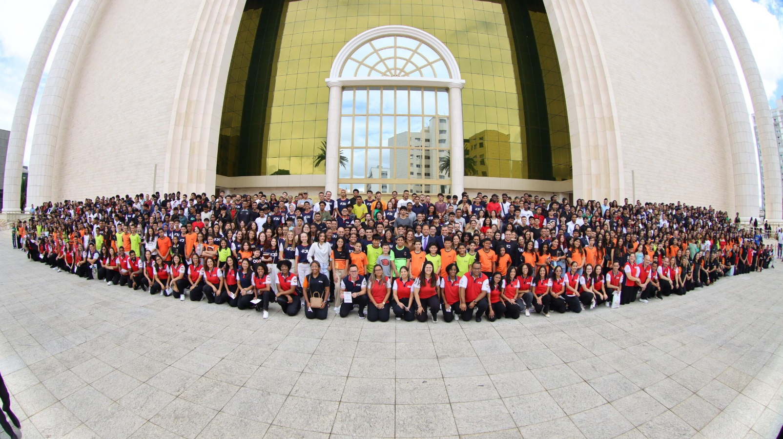 postMais de 300 mil jovens participam da Consagração da FTU e FJU no Brasilna categoriaNotícias da Universal