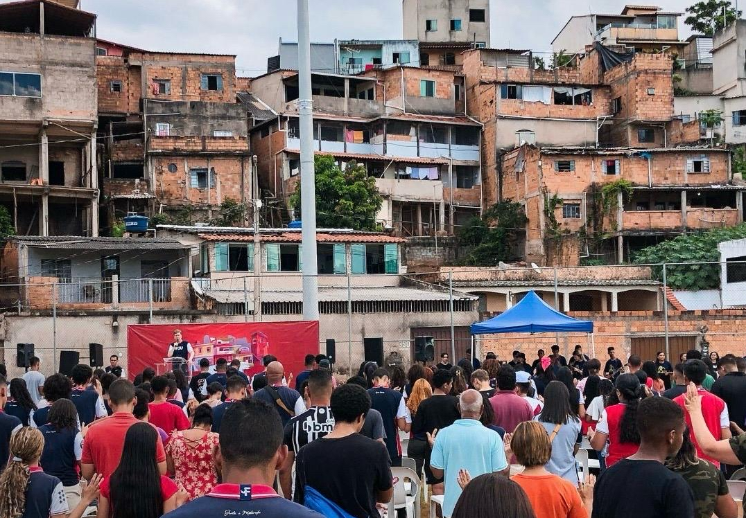 Imagem de capa - FJU nas Comunidades leva fé e apoio à Vila Mariquinhas (MG)