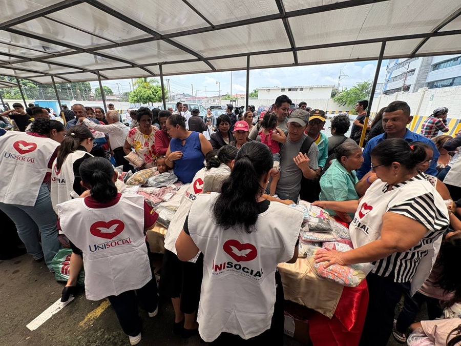Unisocial realiza mercado solidário e beneficia famílias no Equador