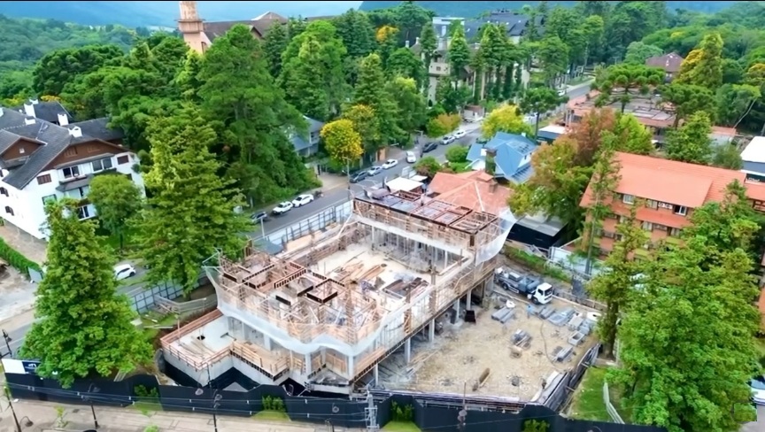 postMais de 60% da primeira fase: Templo de Salomão em Gramado avançana categoriaEtapas concluídas e progresso estrutural