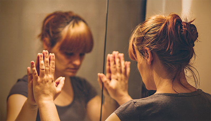 Imagem de capa - Crise de identidade e propósito: por que tantas pessoas se sentem perdidas?
