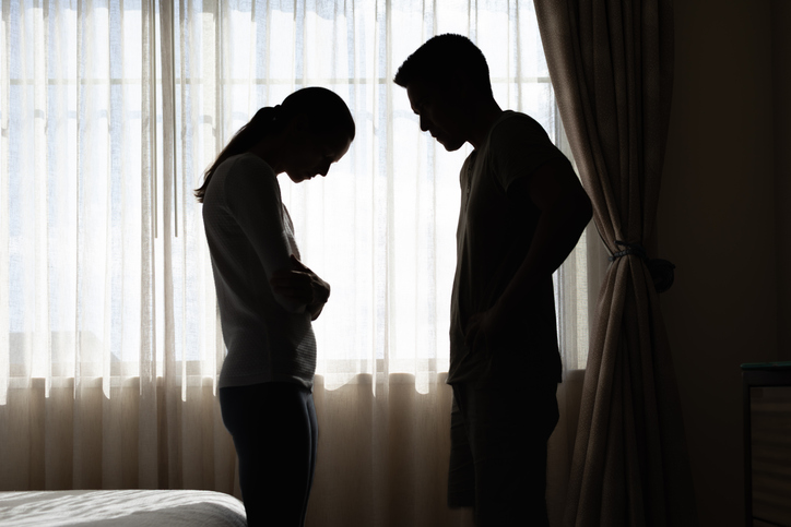 postQuando a mulher silencia, o perigo crescena categoriaEm Foco