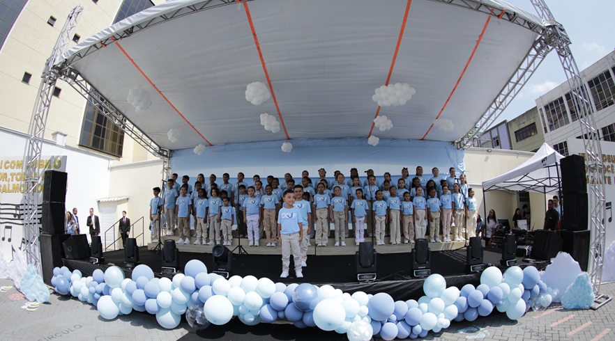 postCantata de Páscoa do Coral da EBI reúne centenas de pessoasna categoriaNotícias