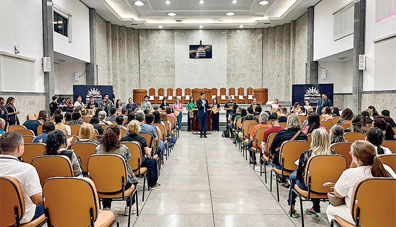 postMergulhando nos Caminhos da Fé: uma imersão nas Escrituras Sagradasna categoriaNotícias