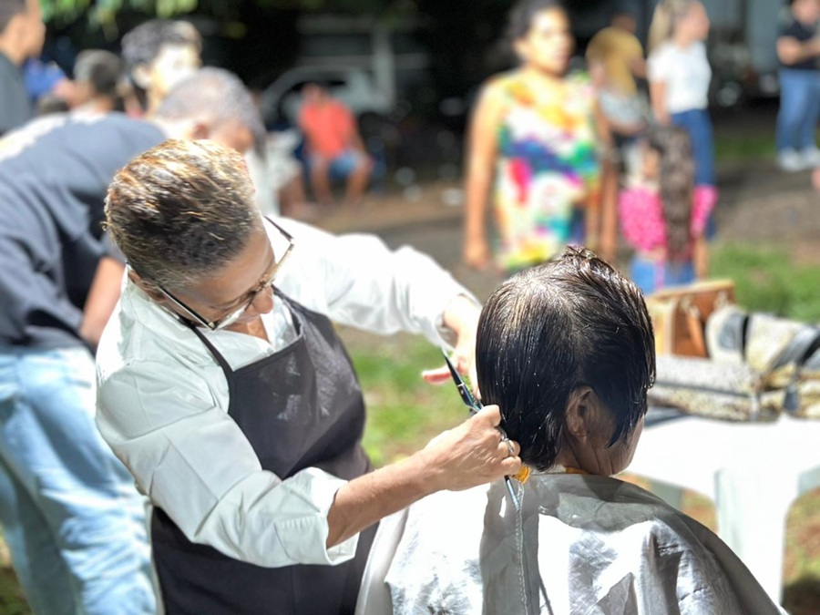 Anjos da Madrugada leva apoio em Campo Grande (MS)