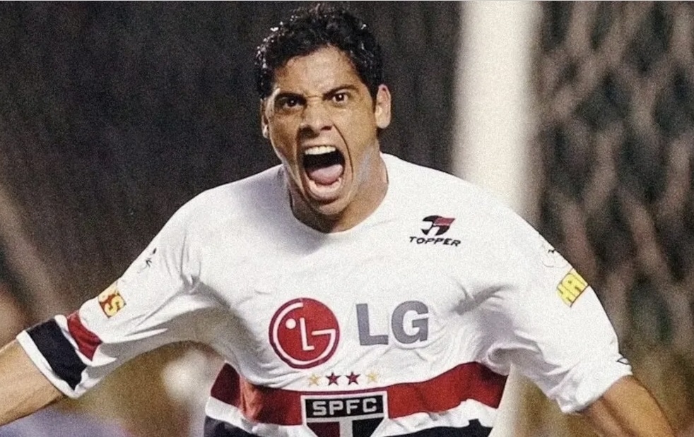 cicinho no são paulo