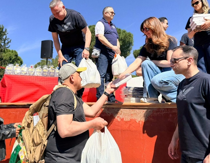 Ação solidária em Madrid beneficia mais de mil pessoas