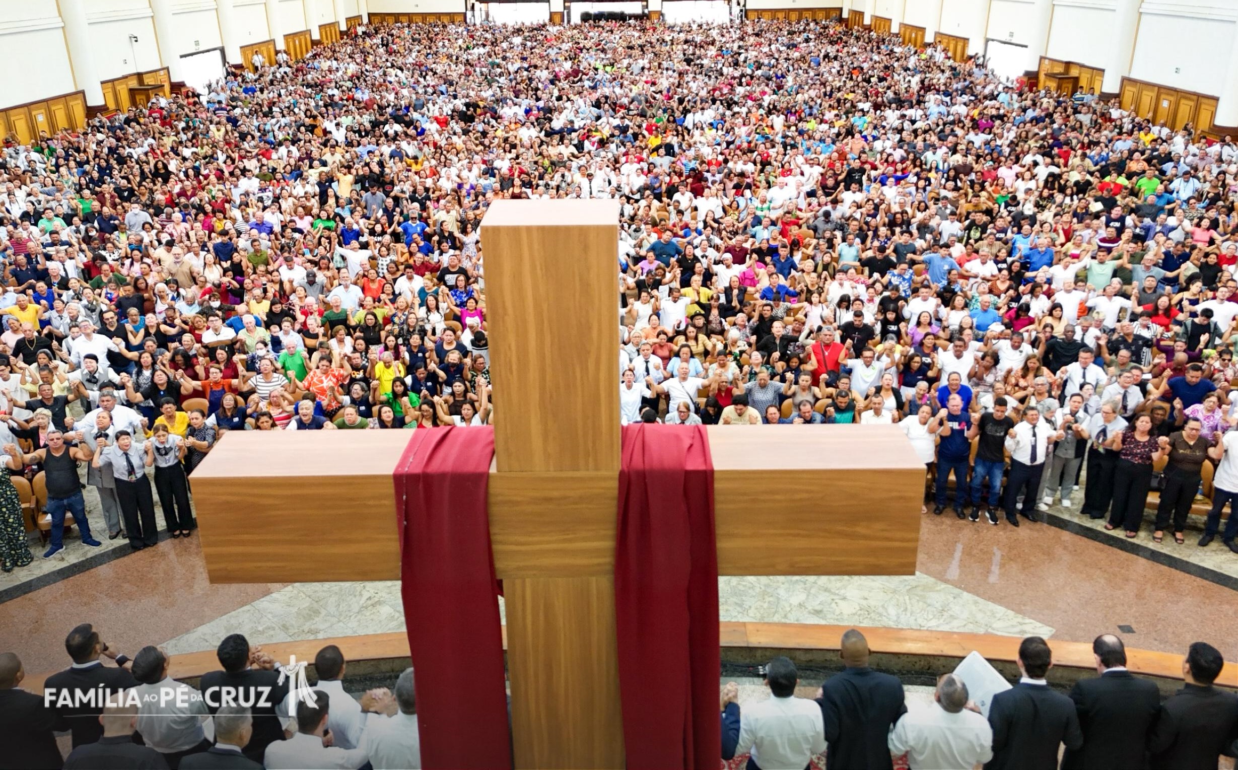 Imagem de capa - Amazonas: "Família ao Pé da Cruz" uniu 54 mil pessoas no estado