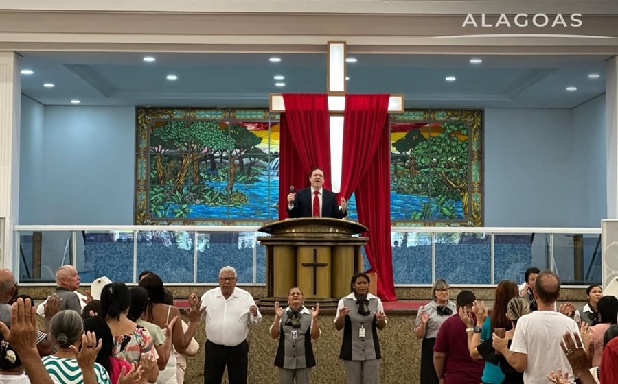 post"Família ao Pé da Cruz" reúne mais de 26 mil pessoas em Alagoasna categoriaNotícias