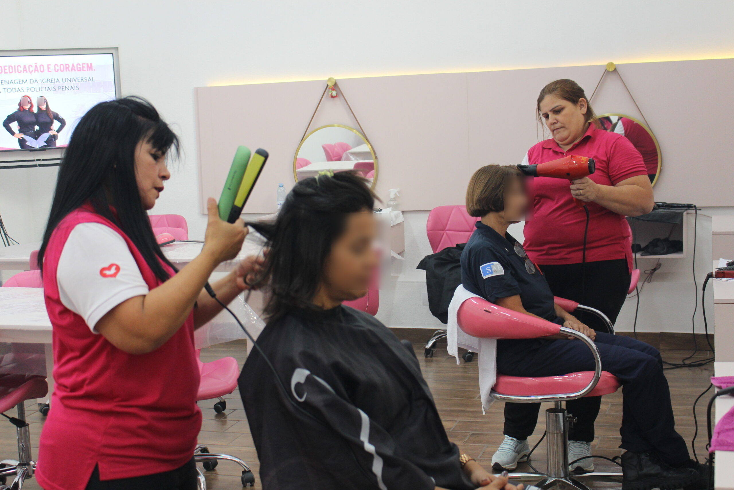 postUNP do Templo de Salomão homenageia policiais penais da Penitenciária Feminina de Sant’Anana categoriaNotícias