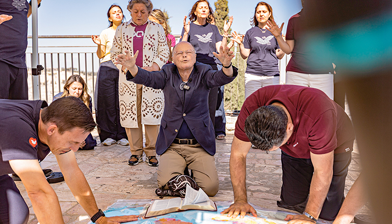 Imagem de capa - Dia de Pentecostes: Clamor no Cenáculo em Jerusalém marca encerramento do Jejum de Daniel