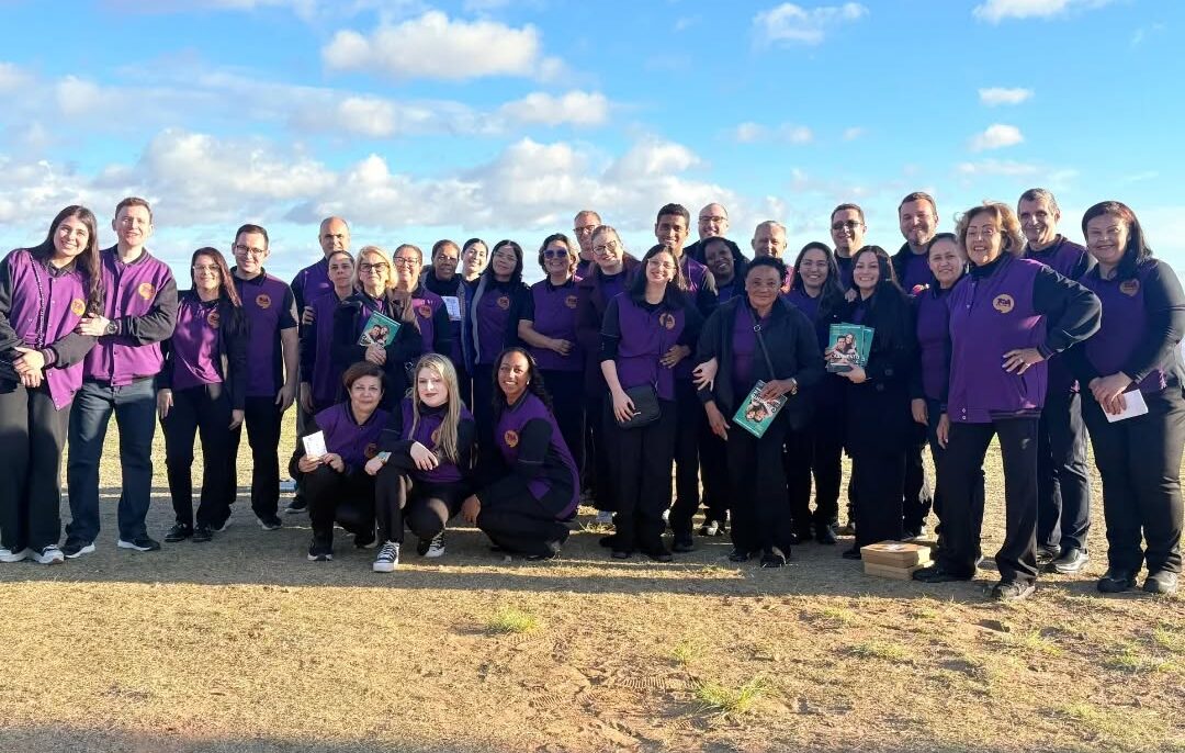 Imagem de capa - Ação dos Auxiliares da Terapia do Amor alcança mais de 100 pessoas no Parque Orla do Guaíba (RS)