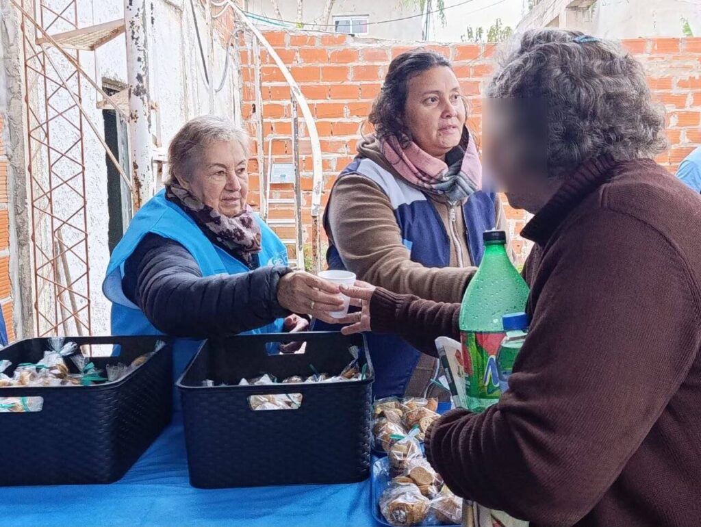 T-Ayudo distribui mais de 200 quilos de alimentos a famílias de José C. Paz