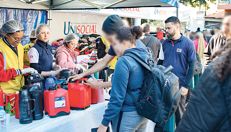Imagem de capa - Universal leva apoio a vítimas de explosão em SP
