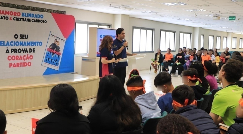 Imagem de capa - Mais de 35 mil adolescentes participam da palestra Namoro Blindado em todo o Brasil