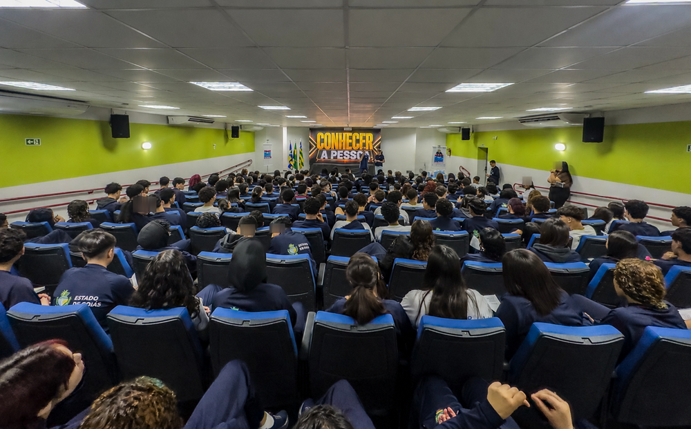 Imagem de capa - Namoro Blindado leva orientação sobre relacionamentos saudáveis a estudantes do Distrito Federal