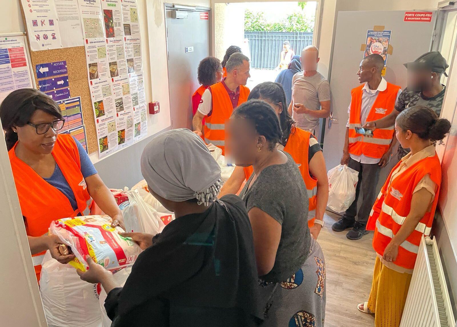 Imagem de capa - Unisocial rompendo fronteiras: conheça a atuação dos voluntários na França
