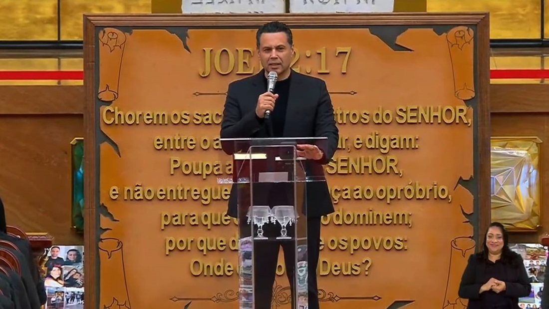 Imagem de capa - Após perder dois filhos, mãe encontrou no Altar a força para salvar o terceiro