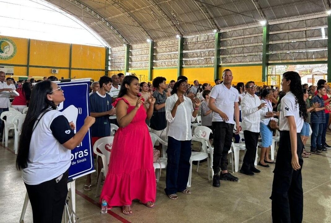 Imagem de capa - Grupo Libras leva acessibilidade e fé ao evento Fome da Palavra, em João Pessoa
