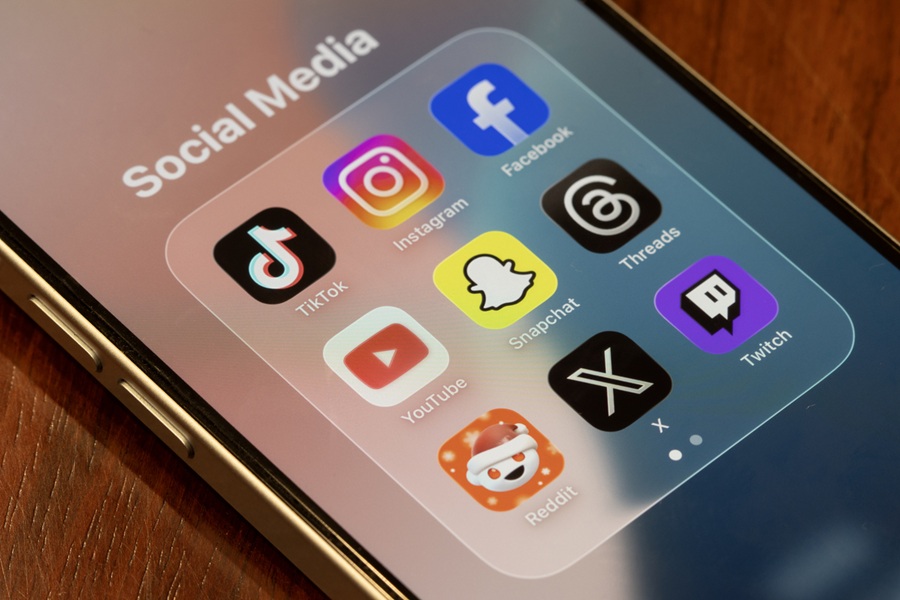 Imagem de capa - Instagram e Facebook terão novas restrições para adolescentes nos EUA; entenda