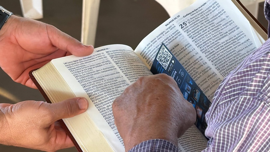 Juntar fotos em uma montagem na horizontal, sem modificar as fotos ou acrescentar algum texto