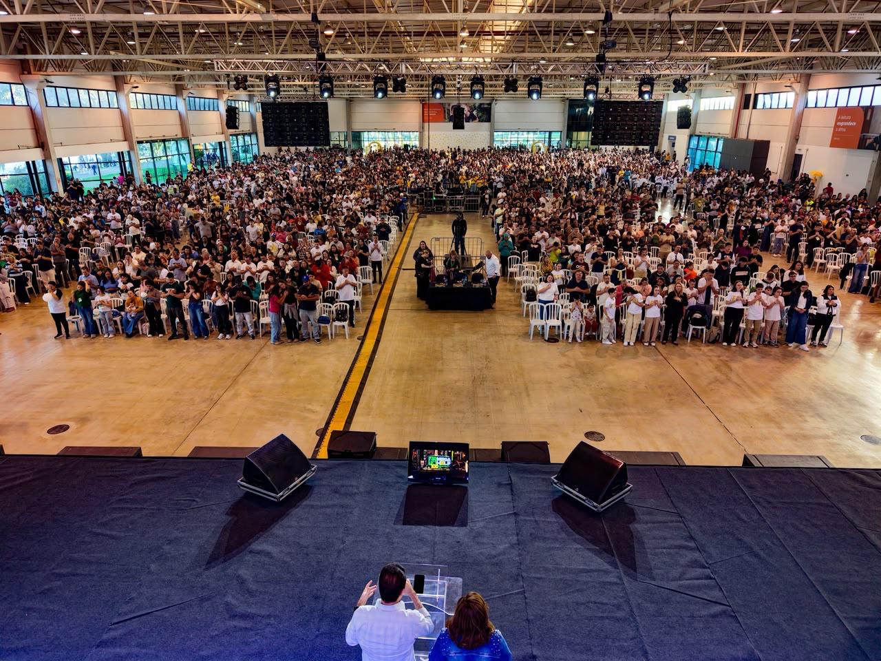 Imagem de capa - Mega Help 2026 reúne cerca de 7 mil pessoas em Curitiba em defesa da valorização da vida