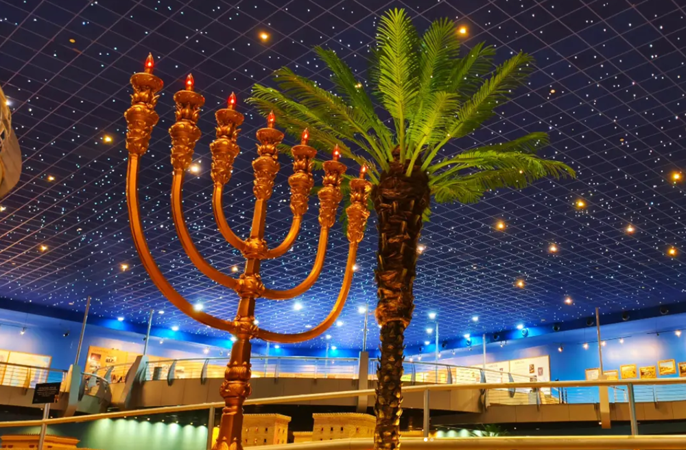 Menorah: conheça a história do candelabro de sete lâmpadas