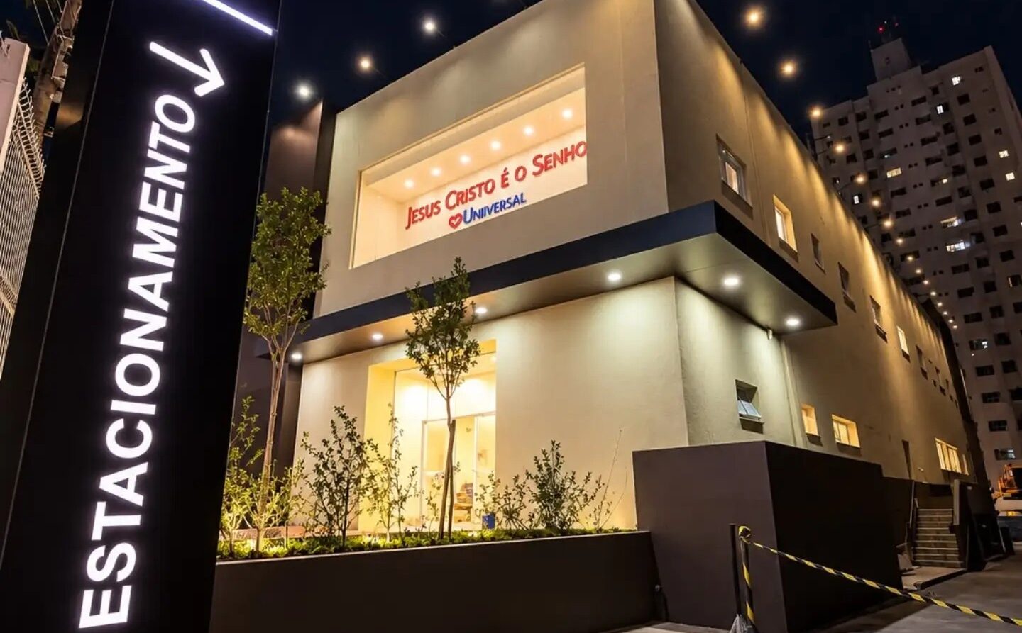 Imagem de capa - Universal Vila Marieta (SP) inaugura nova igreja após 28 anos no bairro