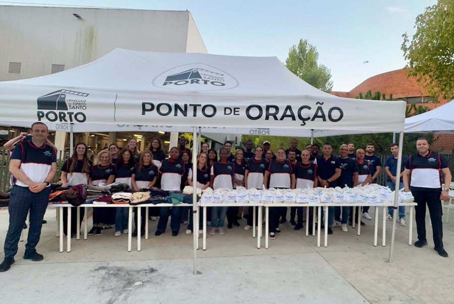 Imagem de capa - Anjos da Madrugada percorre áreas do Porto durante atendimento social