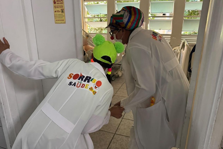 Imagem de capa - Em ação inédita, Sorriso Saúde leva alegria a 100 pessoas em hospital federal de Fortaleza