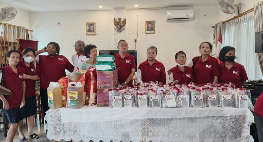 Grupo Calebe visita casa de idosos na Indonésia