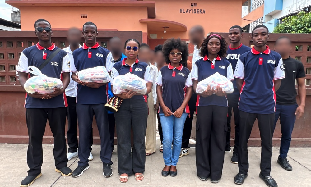 FJU mobiliza voluntários para doar peças de roupa em Moçambique
